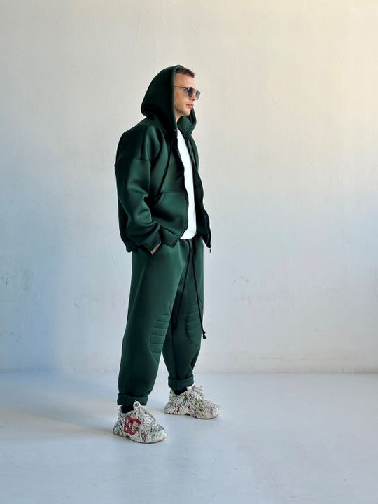 Set Jacheta Cu Gluga Si Pantaloni Cu Genunchiere DOPE Verde Inchis