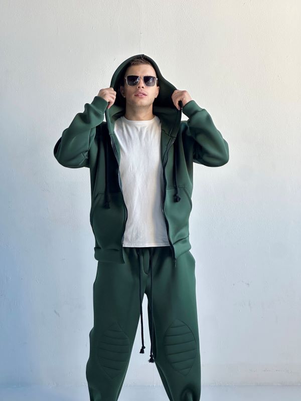 Set Jacheta Cu Gluga Si Pantaloni Cu Genunchiere DOPE Verde Inchis