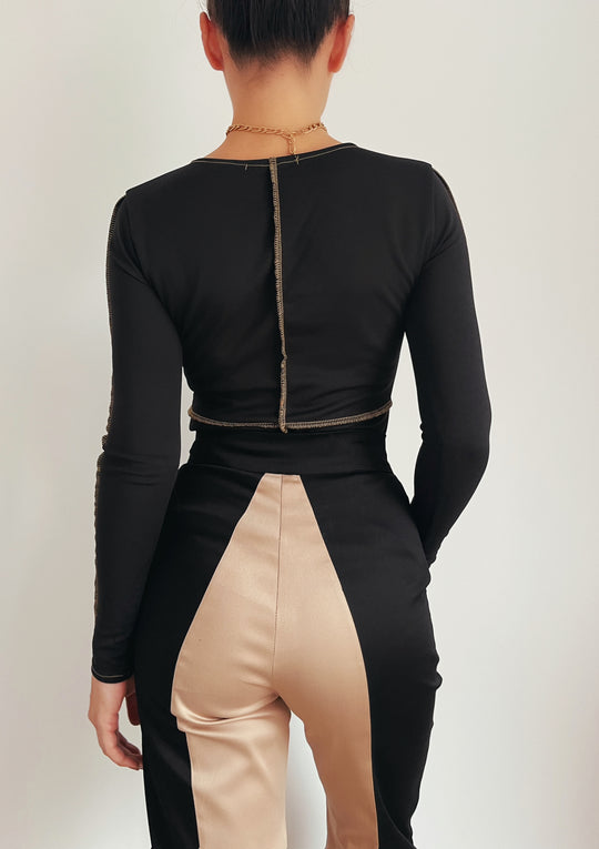 Bluza Aesthetic Cusaturi Multiple Neagra